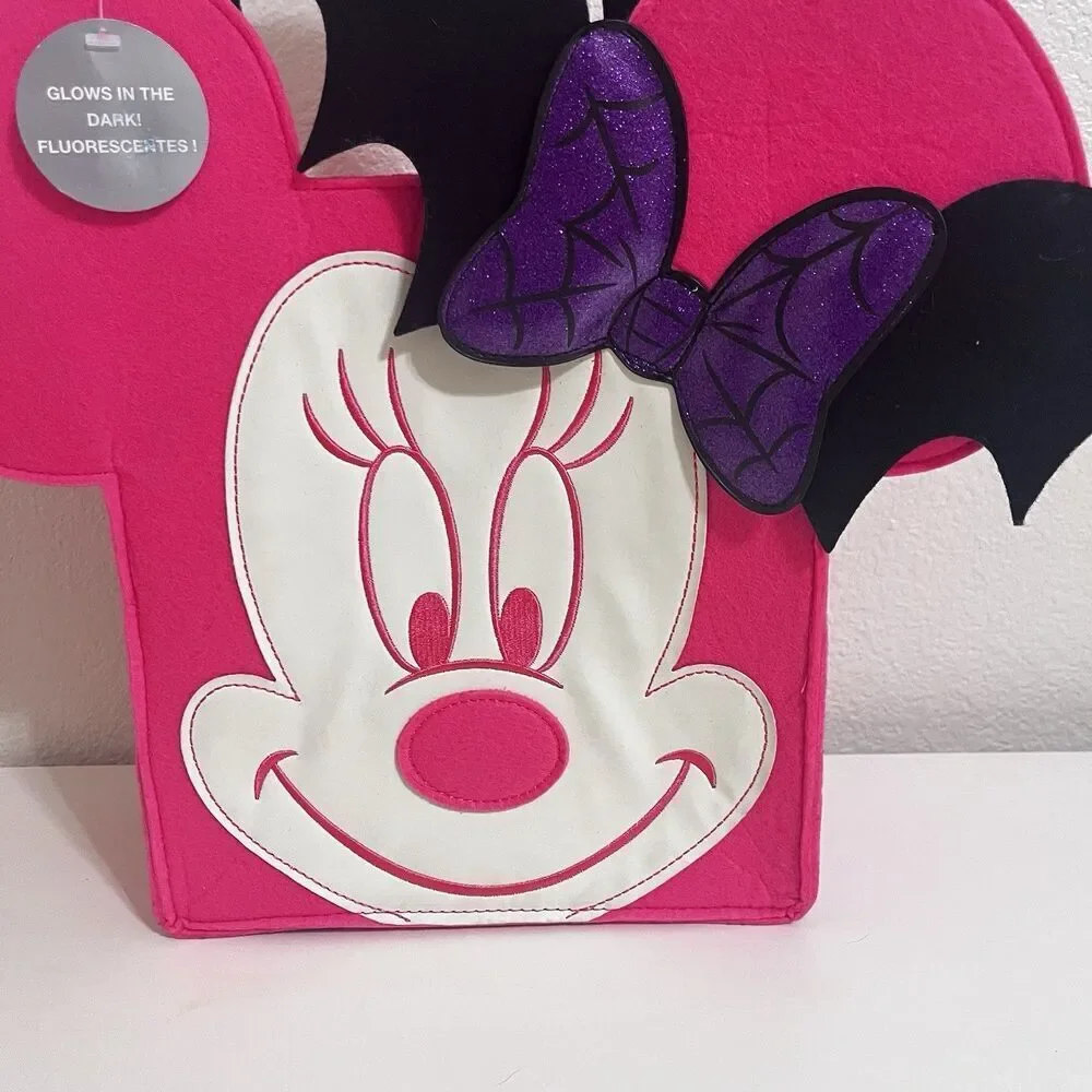 Disney Minnie Mouse Bat Halloween Pink Glow-in-the-Dark Trick or Treat Candy Bag